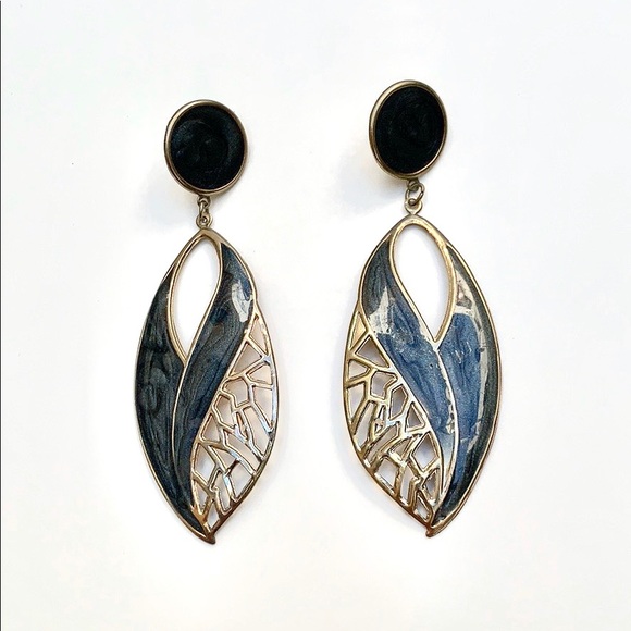 The Madalyn Drapes - Picture 6 of 6